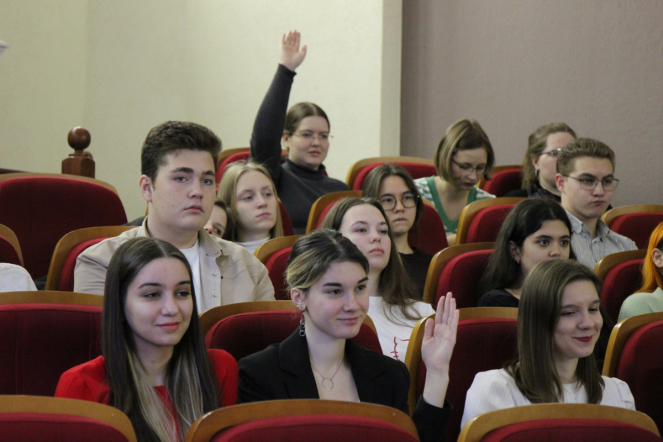 В Педиатрическом университете началась работа кинофорума 10