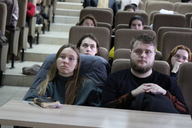 Сотрудникам и студентам Педиатрического университета рассказали, как избежать профессионального выгорания 18