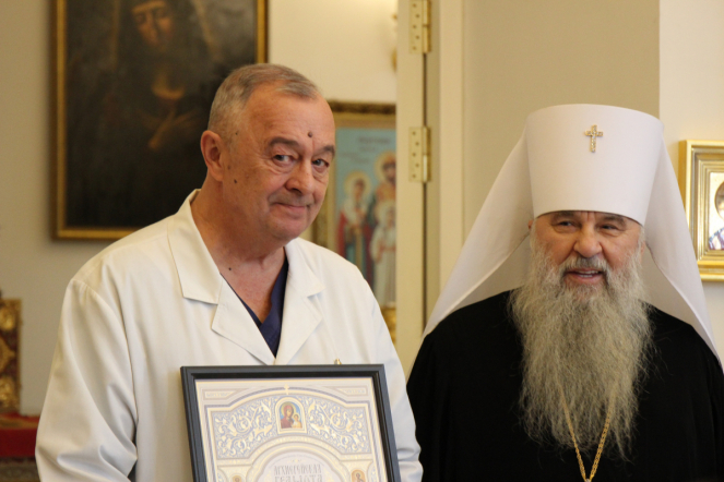 Митрополит Санкт-Петербургский и Ладожский Варсонофий посетил Педиатрический университет 6