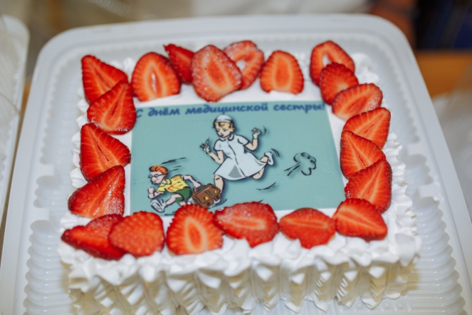 Медсестер и акушерок СПбГПМУ поздравили с профессиональными праздниками 4