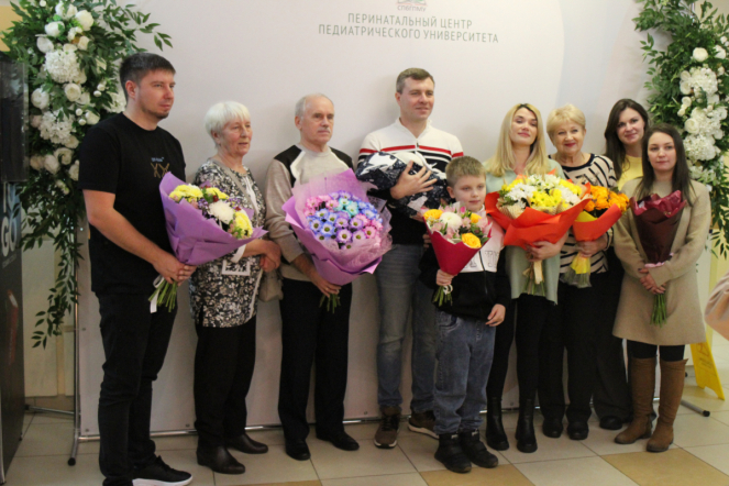 Благодаря уникальному хирургическому вмешательству жительница Санкт-Петербурга смогла родить здорового доношенного мальчика 2