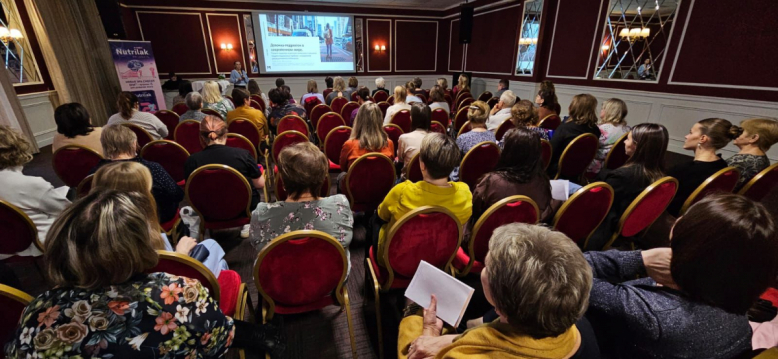 Эксперты Педиатрического университета представили доклады на конференции по детской гинекологии в Вологде