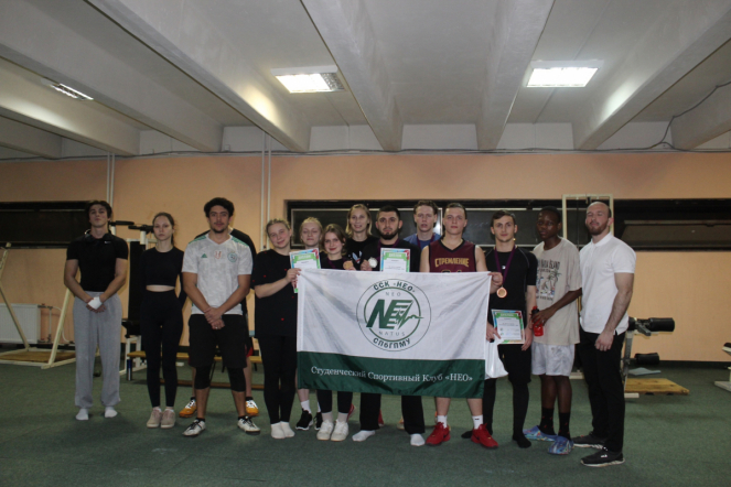В Педиатрическом университете прошли соревнования по силовому многоборью 4