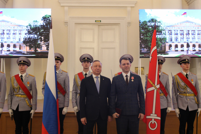 Губернатор Санкт-Петербурга вручил врачам Педиатрического университета государственные награды 9