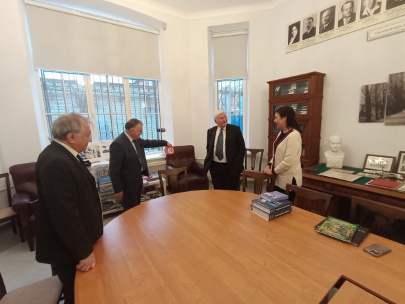 Педиатрический университет принял делегацию врачей Узбекистана 3