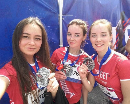 Даешь «ЗаБег»! Врачи Перинатального центра - участники «ЗаБега РФ» 9