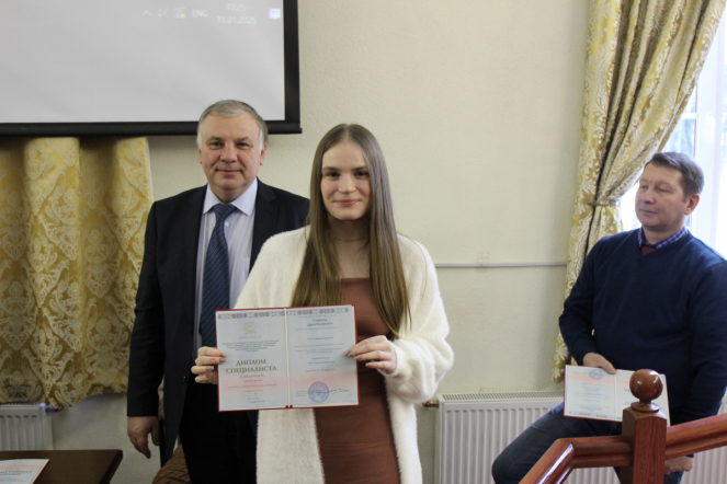 Первые выпускники юбилейного года: в Педиатрическом университете вручили дипломы клиническим психологам 18