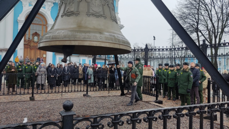 Помощник ректора Педиатрического университета принял участие в традиционной акции ко Дню полного освобождения Ленинграда от блокады 2