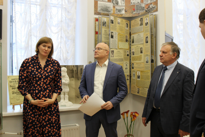 Почта России выпустила конверт, посвящённый 100-летию Педиатрического университета 5