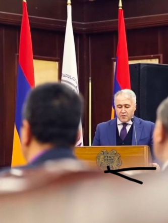 Заведующий кафедрой общей хирургии с курсом эндоскопии СПбГПМУ Рубен Аванесян провел более 20 операций в онкологическом центре в Армении 1