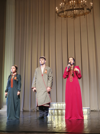 Студенты Педиатрического университета  - лауреаты поэтического конкурса 8