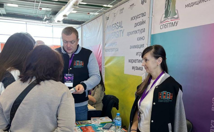 Педиатрический университет продолжает принимать участие в выставке вузов в Нижнем Новгороде