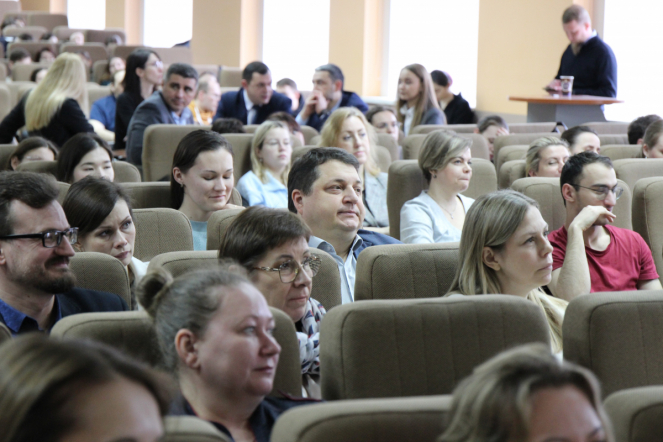 Выпускников Педиатрического университета пригласили работать в 14 регионов России 7