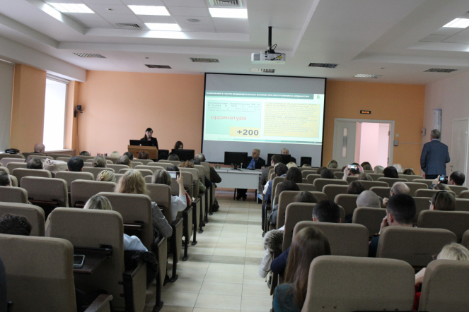 Выпускников Педиатрического университета пригласили работать в 14 регионов России