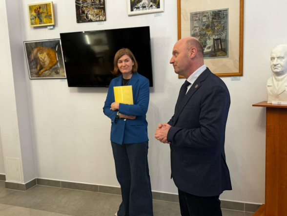 В музее Педиатрического университета открыли выставку, посвящённую началу весны 2