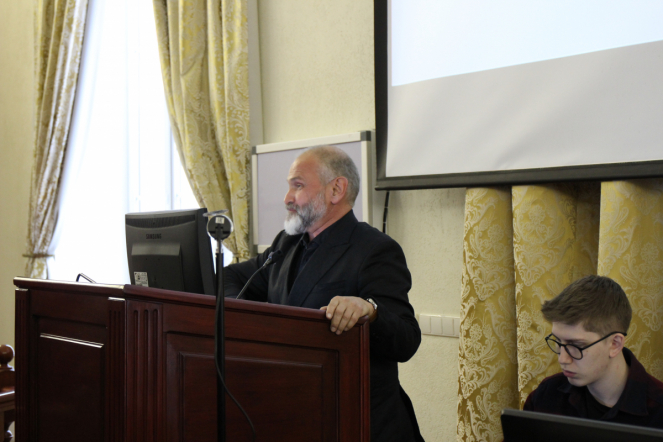 В Педиатрическим университете начал работу профессорский лекторий