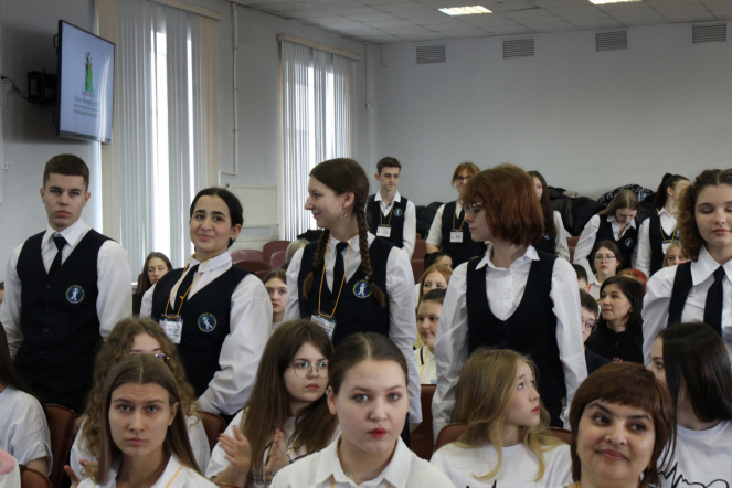 Моя будущая профессия — врач:  Педиатрический университет принимает форум старшеклассников 3