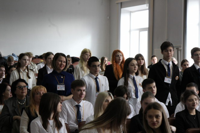 Моя будущая профессия — врач:  Педиатрический университет принимает форум старшеклассников 5