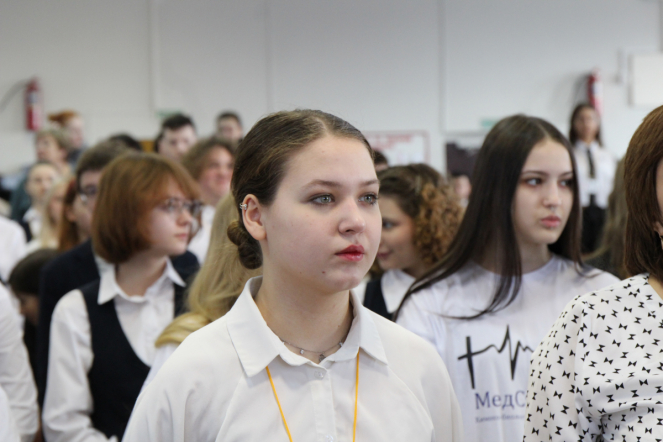 Моя будущая профессия — врач:  Педиатрический университет принимает форум старшеклассников 13