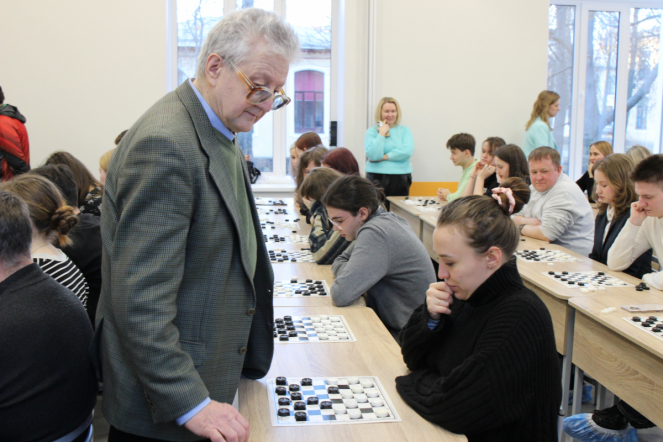В Педиатрическом университете провели фестиваль шахмат 21