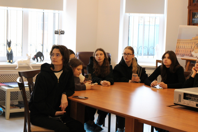 Педиатрический университет посетили школьники из Челябинска 2