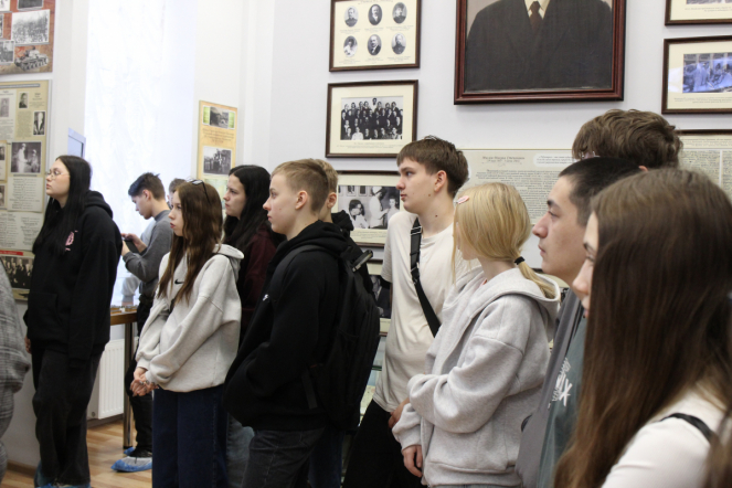 Педиатрический университет посетили школьники из Челябинска 4