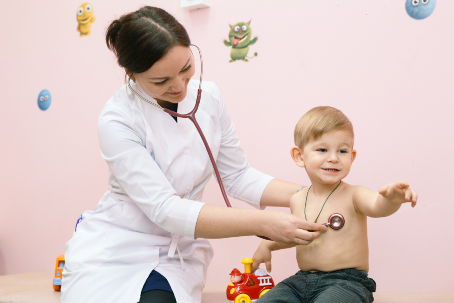 Пациенты передали врачам Педиатрического университета десятки благодарностей