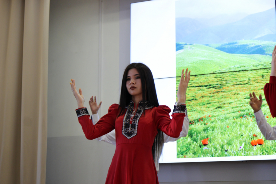 Таланты без границ: в Педиатрическом университете прошел международный фестиваль «Краски мира» 28