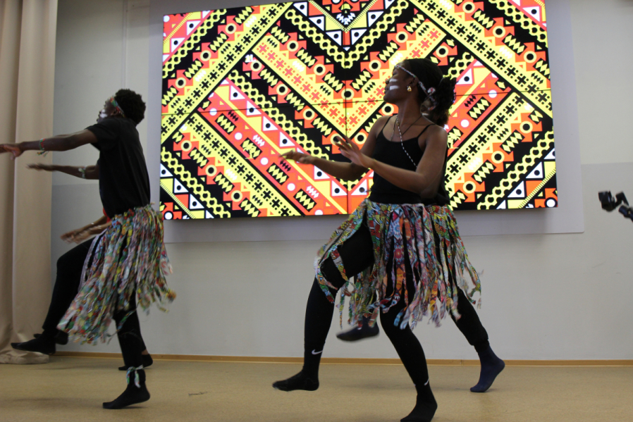 Таланты без границ: в Педиатрическом университете прошел международный фестиваль «Краски мира» 58