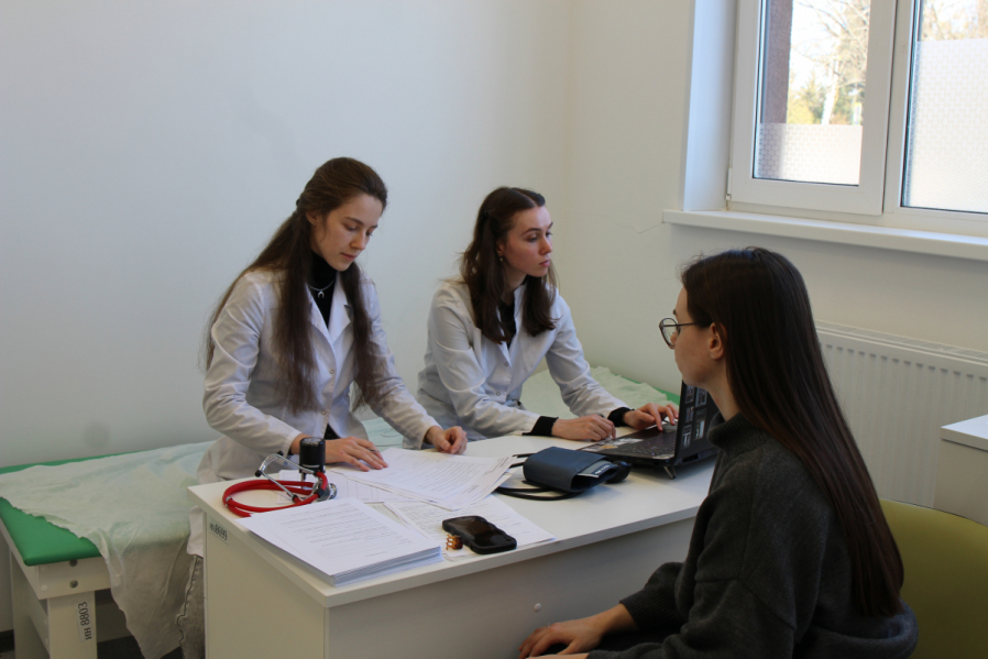 Неделя здоровья в Плодовом: врачи Педиатрического университета проводят диспансеризацию жителей сельского поселения 2