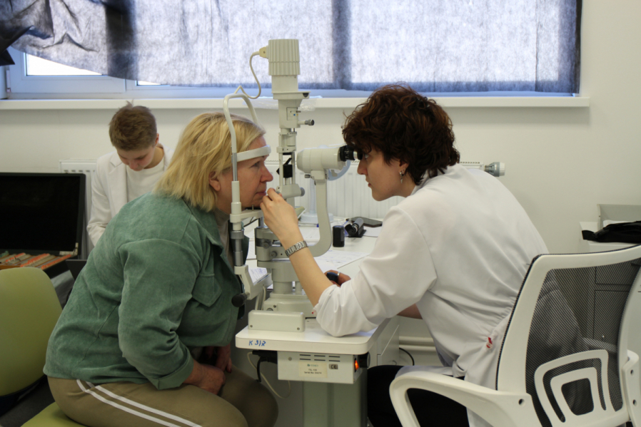 Неделя здоровья в Плодовом: врачи Педиатрического университета проводят диспансеризацию жителей сельского поселения 14