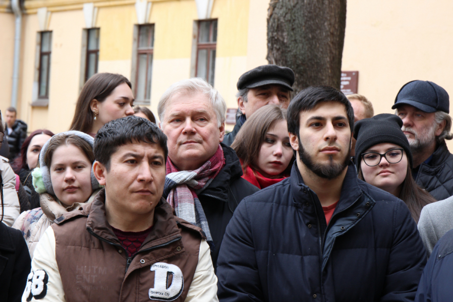 В Педиатрическом университете открыли мемориальную доску  выдающемуся фармакологу Михаилу Неженцеву 10
