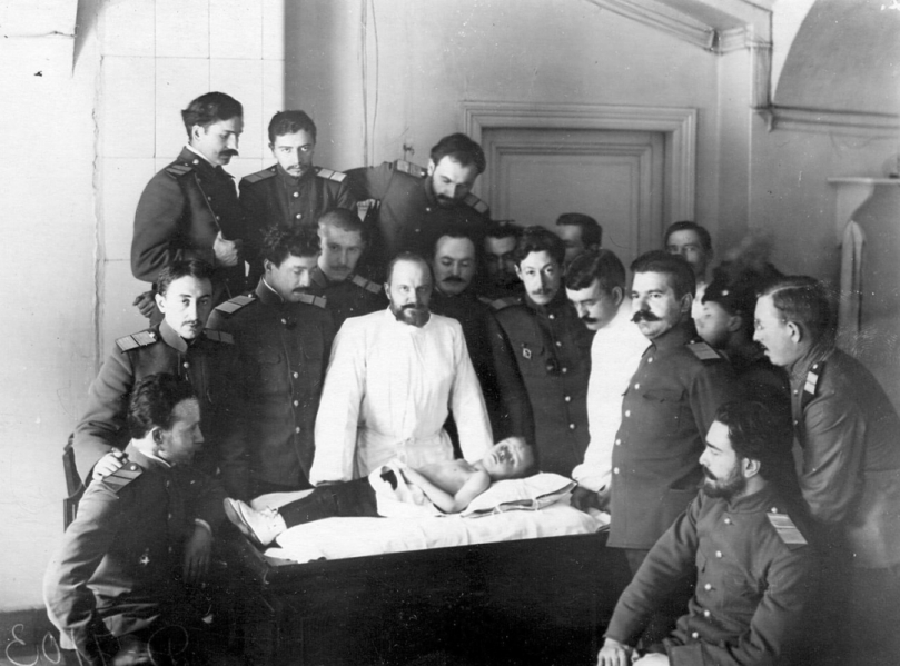 Фонды музея Педиатрического университета пополнили труды одного из основателей педиатрии Александра Шкарина 4