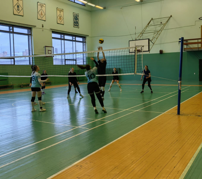 Волейболисты Педиатрического университета — победители товарищеского матча 4