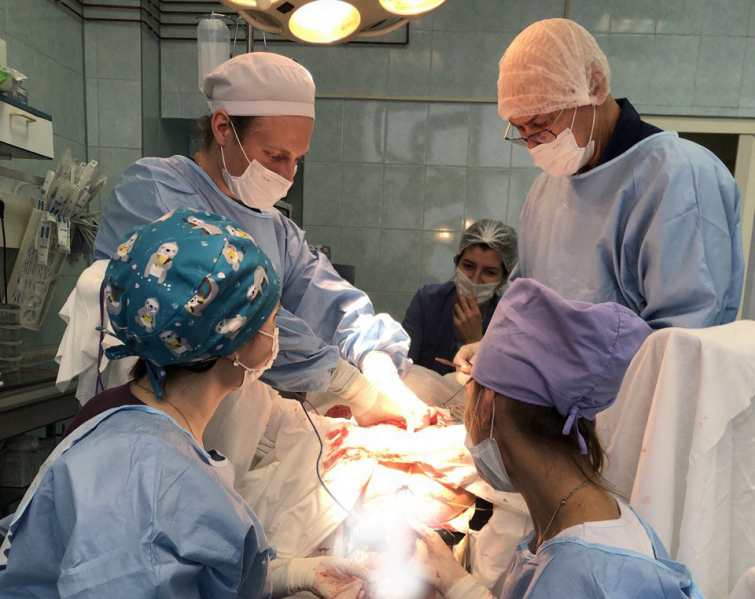 Врачи Педиатрического университета диагностировали у ребёнка редкую патологию - гипоганглиоз прямой и сигмовидной кишки