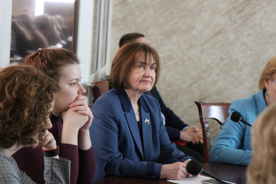 Анна Митянина: «Семьям, столкнувшимся с трудным диагнозом ребёнка необходима комплексная помощь» 17