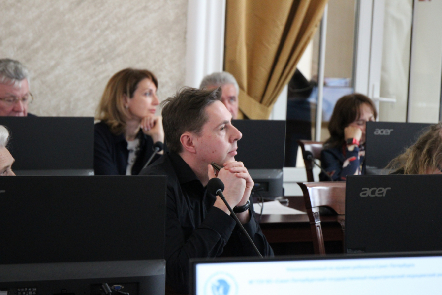 Анна Митянина: «Семьям, столкнувшимся с трудным диагнозом ребёнка необходима комплексная помощь» 18