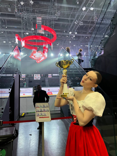 Студентка Педиатрического университета завоевала золото на Всероссийском фестивале балетов на льду 2