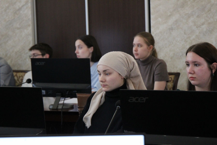 В Педиатрическом университете состоялся патриотический форум 18