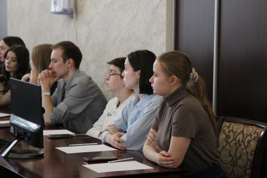 В Педиатрическом университете состоялся патриотический форум 19