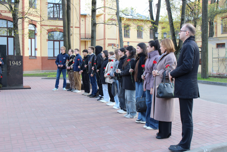 В Педиатрическом университете состоялся патриотический форум 23