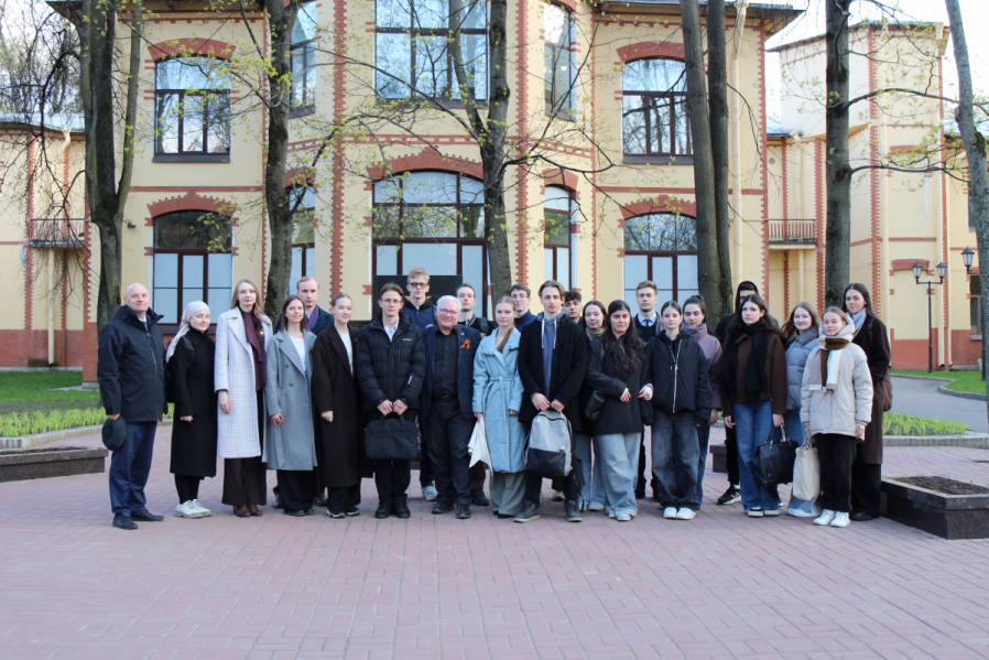 В Педиатрическом университете состоялся патриотический форум 34