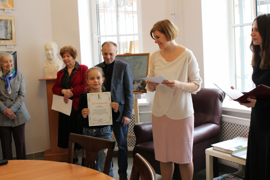 Память четырёх поколений: в Педиатрическом университете открылась выставка ко Дню Победы 28