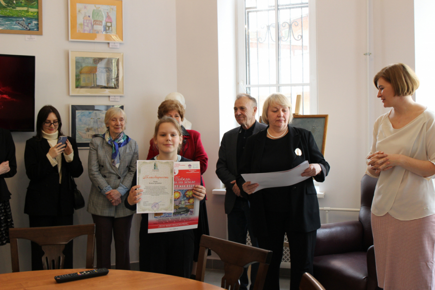 Память четырёх поколений: в Педиатрическом университете открылась выставка ко Дню Победы 29