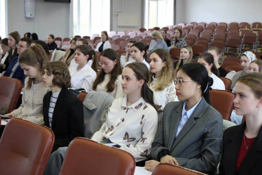 В Педиатрическом университете состоялся кинофорум, посвященный 80-летию Победы 1