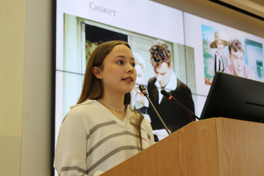 В Педиатрическом университете состоялся кинофорум, посвященный 80-летию Победы 19