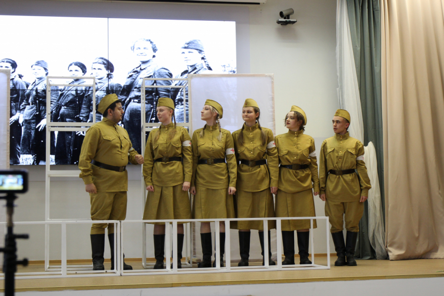 «Герои в белых халатах»: в Педиатрическом университете прошел концерт клуба «Гиппократ» 13