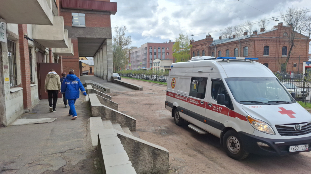 В Педиатрическом университете спасли кисть руки мальчику, пострадавшему из-за неосторожного обращения  с пиротехникой