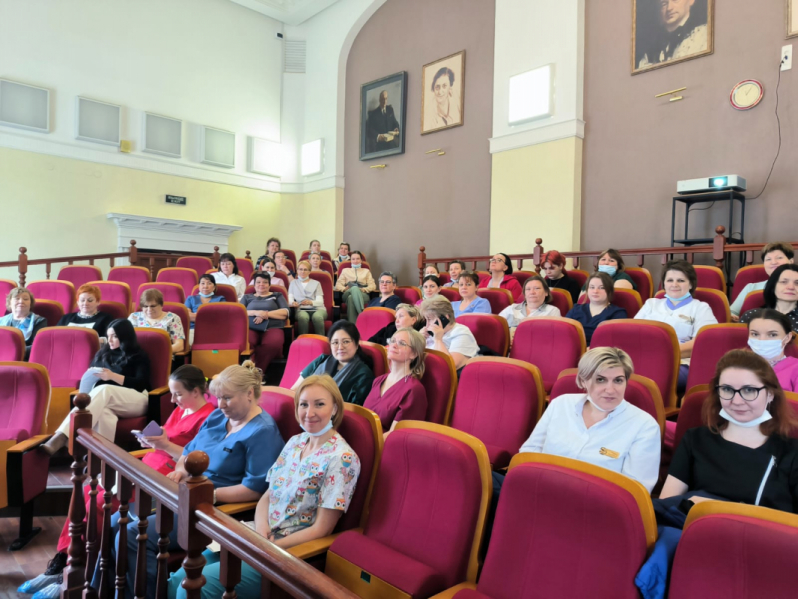 Доброта в каждом прикосновении: в Педиатрическом университете поздравили  медицинских сестер 1