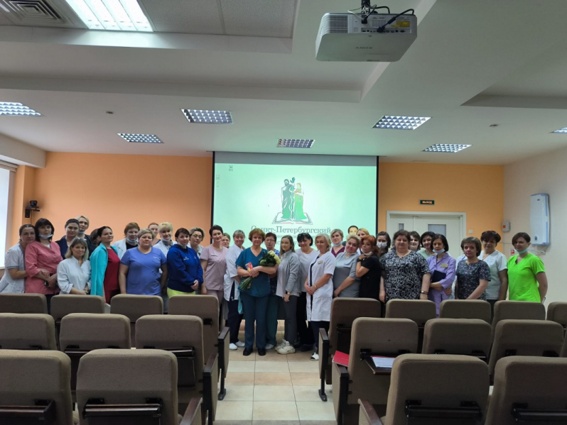 Доброта в каждом прикосновении: в Педиатрическом университете поздравили  медицинских сестер